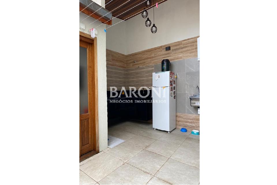 Casa - Vila Cordeiro