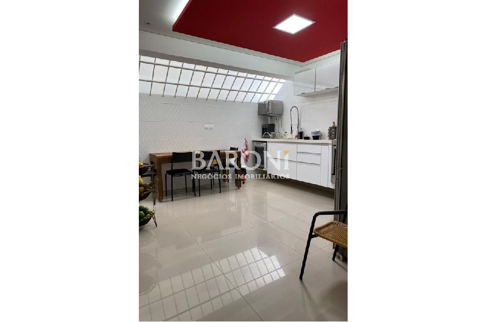 Casa - Vila Cordeiro