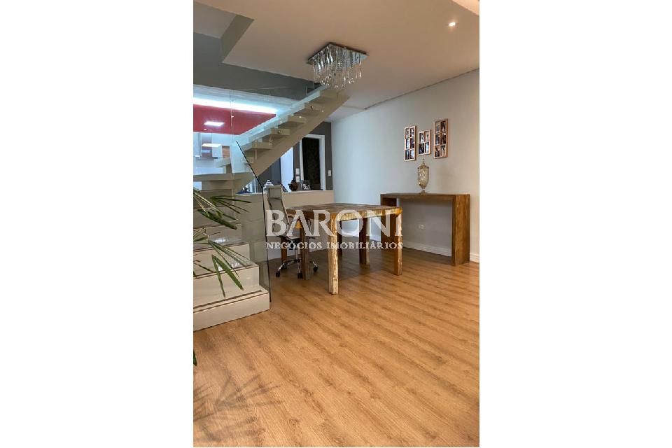 Casa - Vila Cordeiro