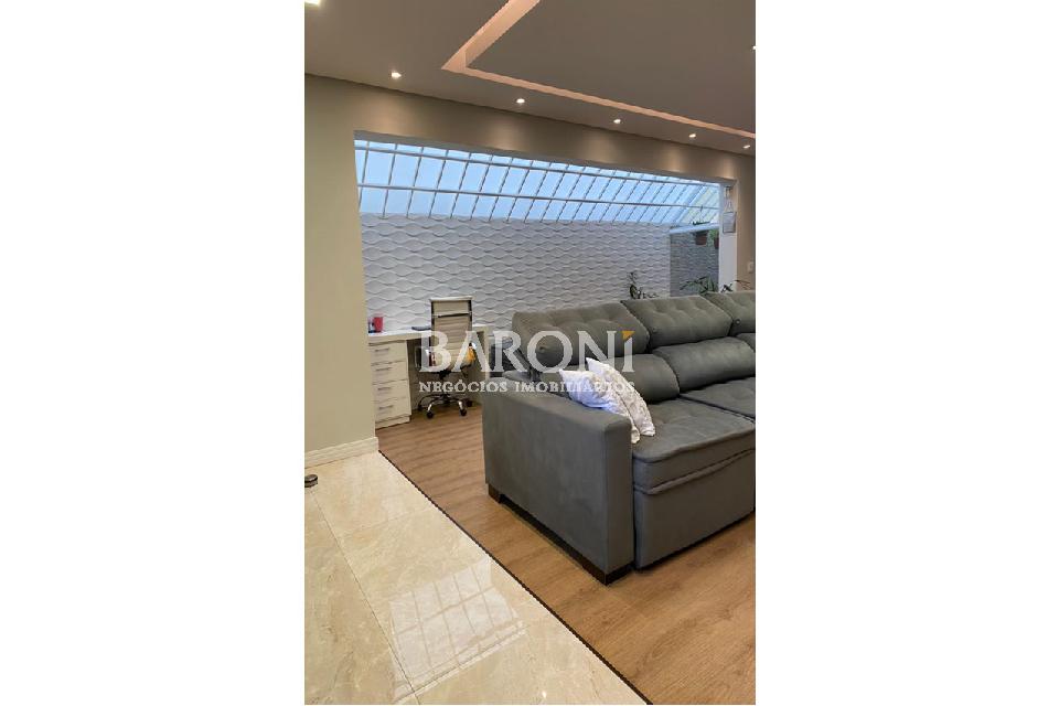 Casa - Vila Cordeiro