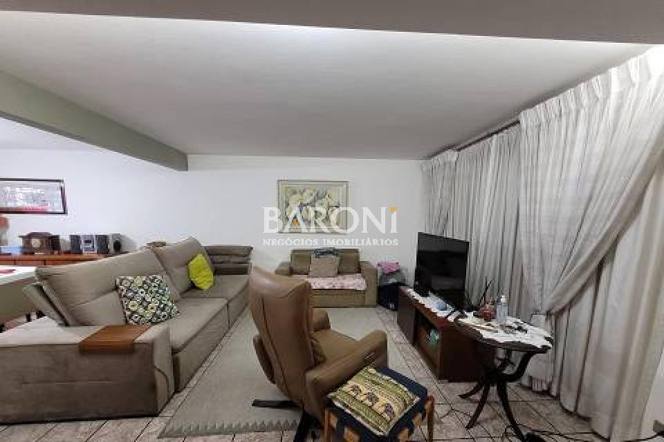 Casa - Vila Cordeiro