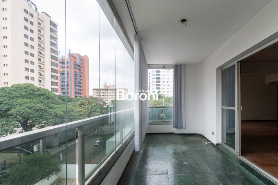 Apartamento - Moema
