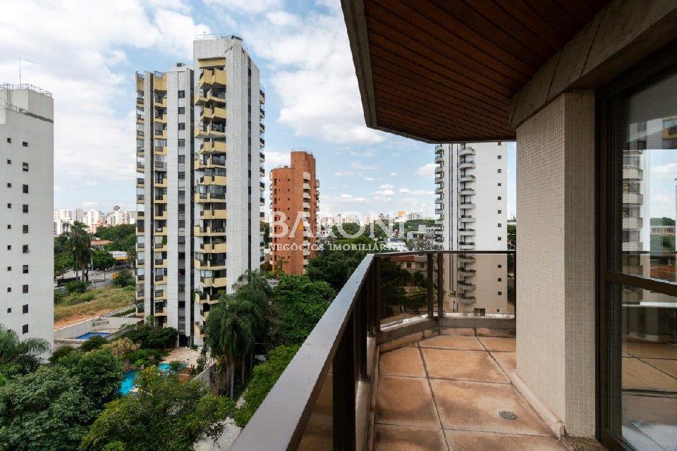 Apartamento - Moema