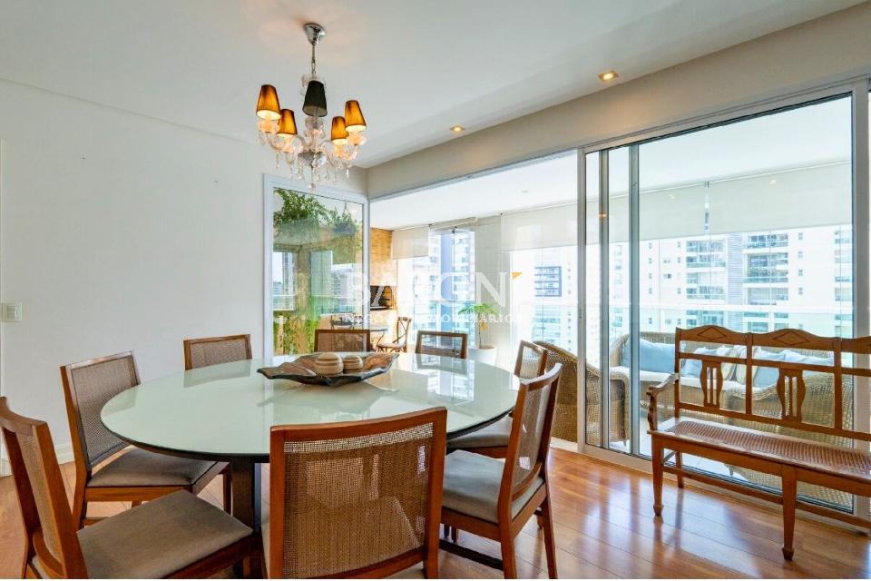 Apartamento - Campo Belo