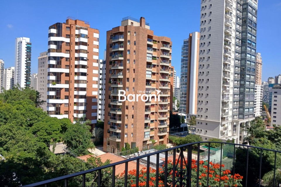 Apartamento - Moema