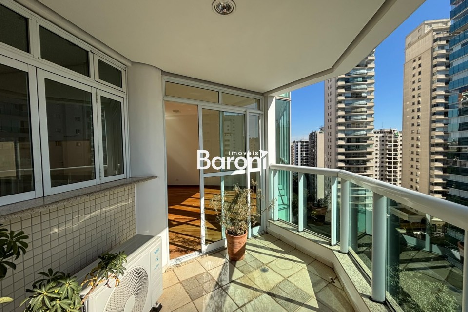 Apartamento - Moema